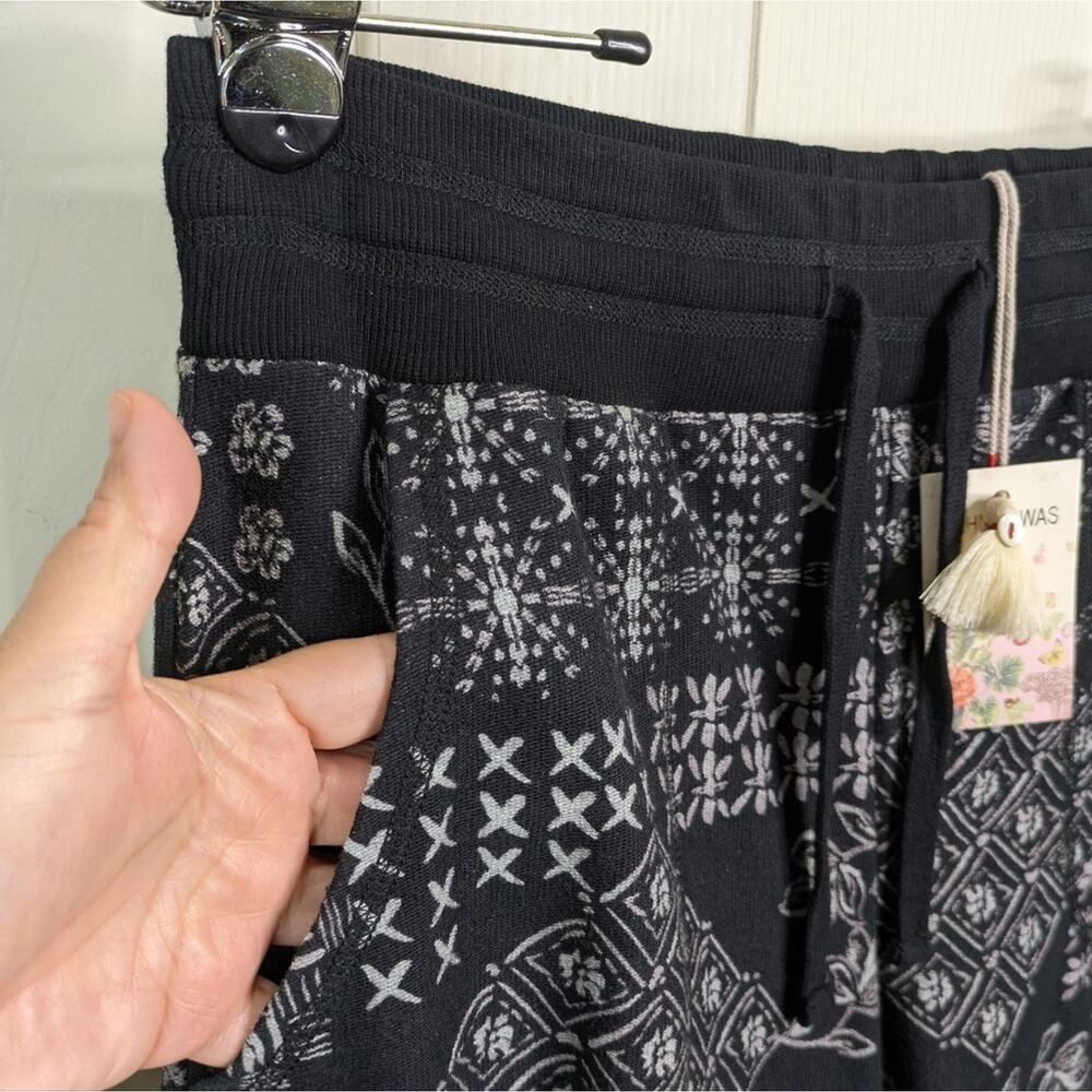 NEW Johnny Was Ruth Bandana Jogger Pants Small Black Paisley French Terry - Picture 5 of 11